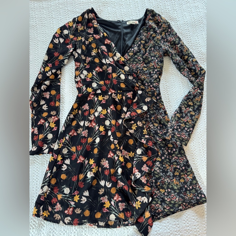 GB Faux Wrap Multi Floral Print Mini Dress Small